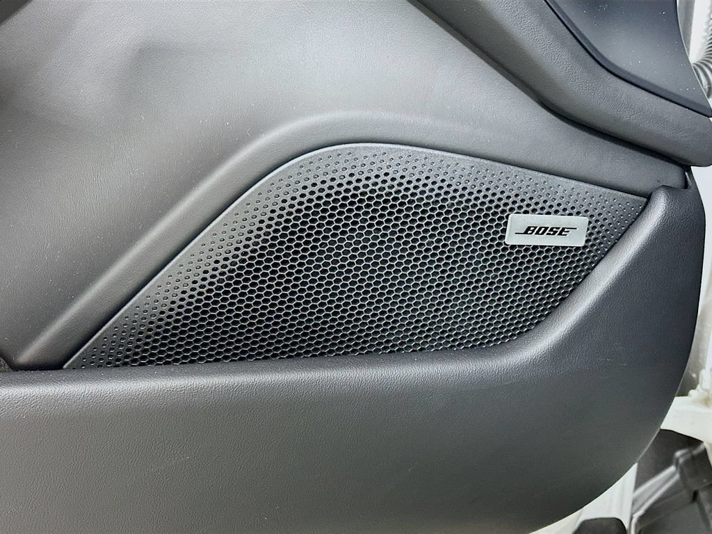 New 2025 Porsche Taycan 4S AWD/4WD image 21