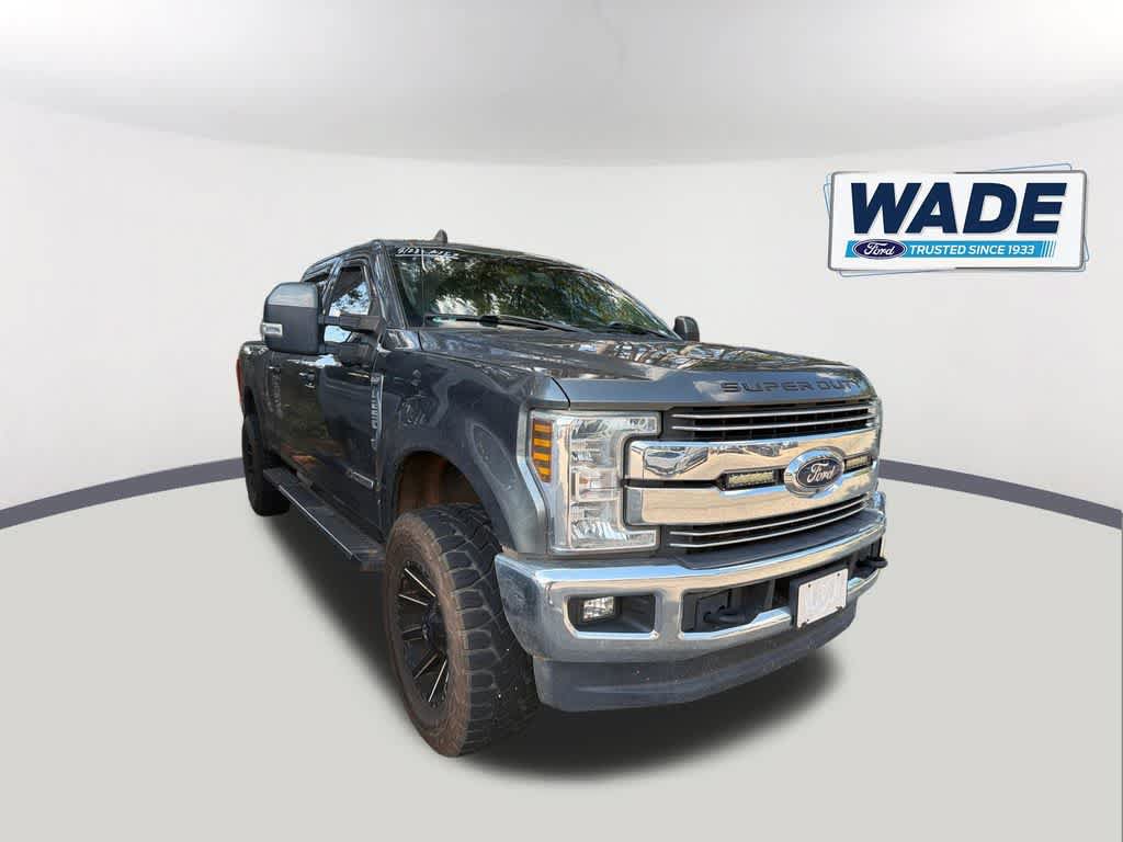 Used 2019 Ford F250 Lariat w/ Lariat Value Package AWD/4WD image 3