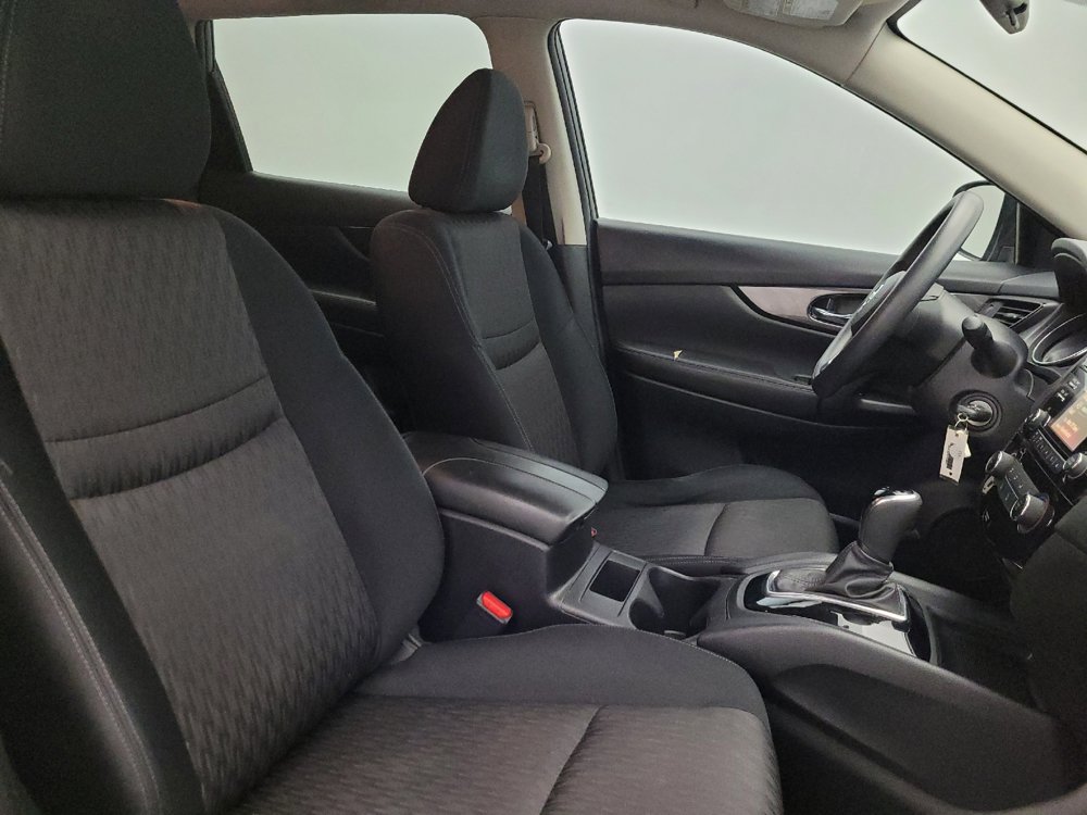Used 2017 Nissan Rogue S FWD image 21