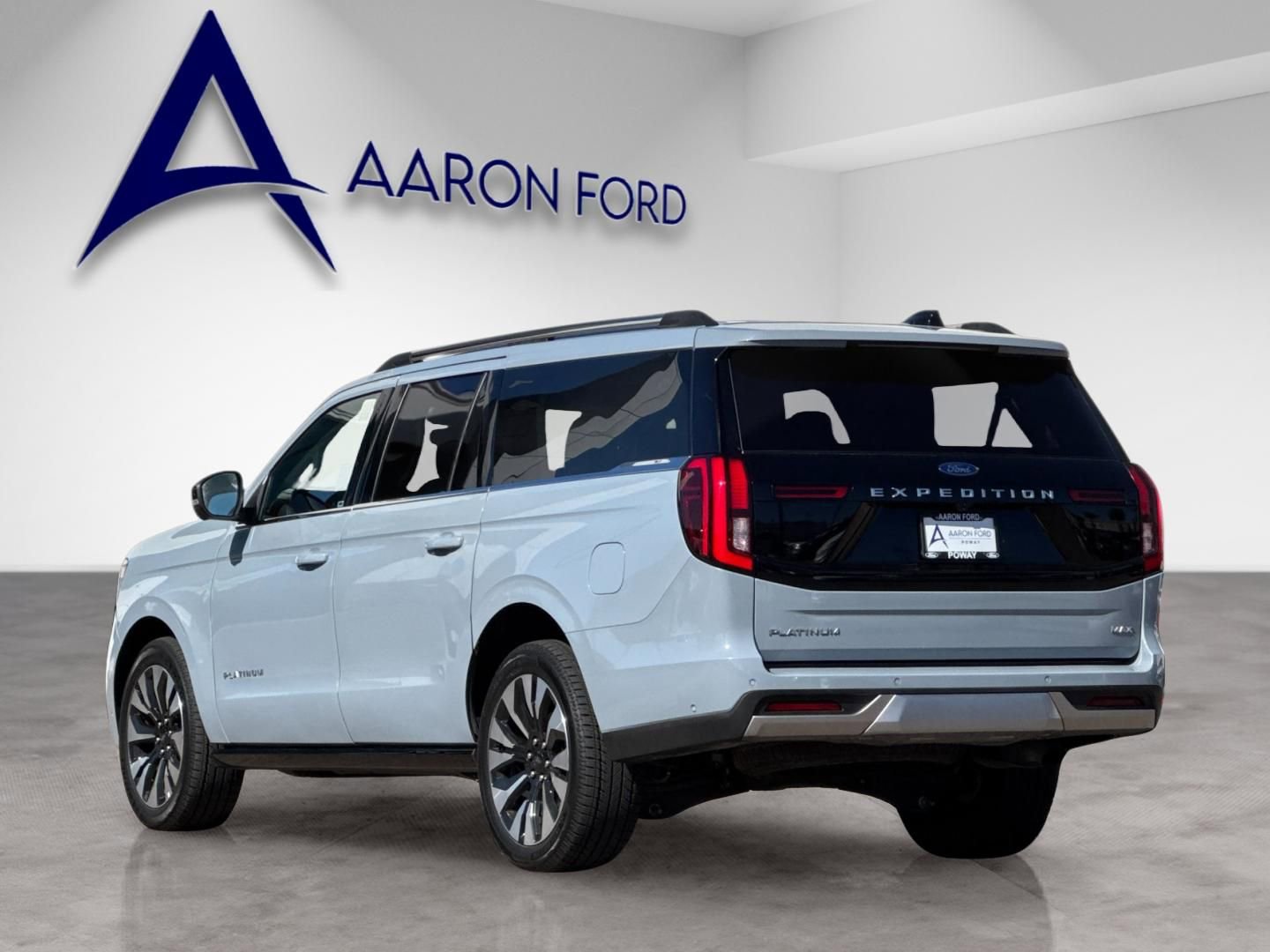 Used 2025 Ford Expedition Max Platinum w/ Driver's Package image 4