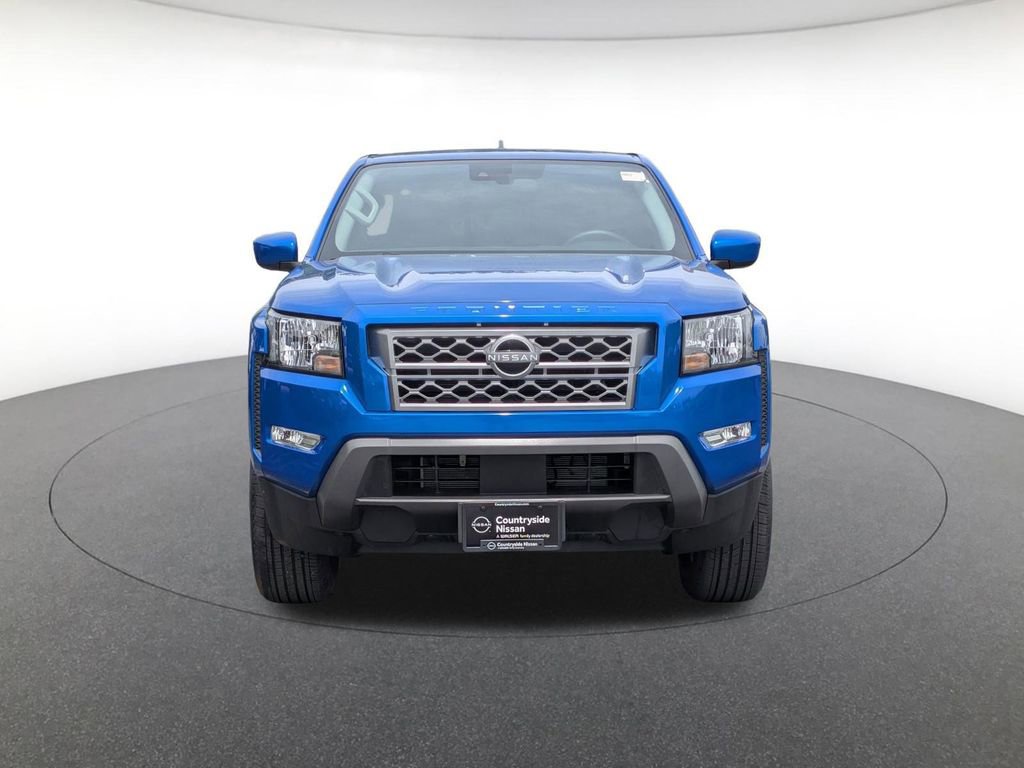 Used 2024 Nissan Frontier SV w/ SV Convenience Package RWD image 2