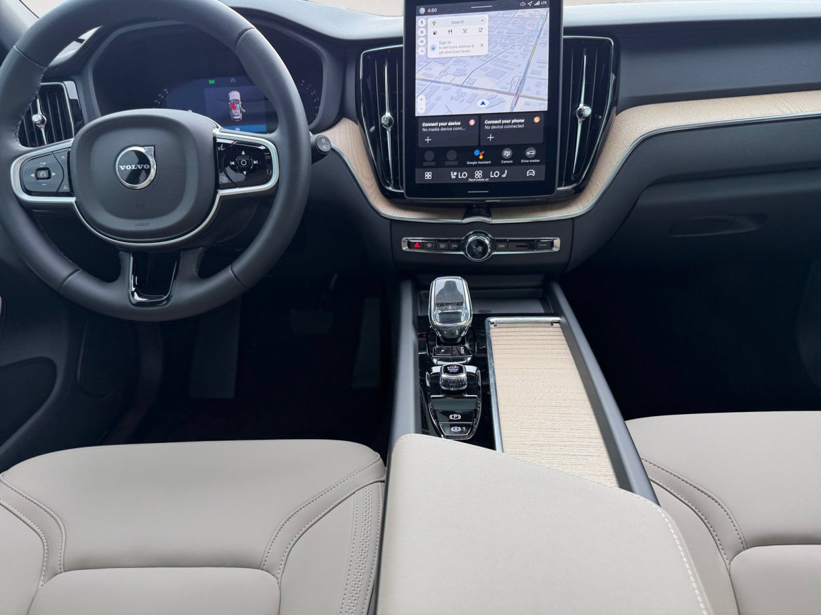 New 2026 Volvo XC60 B5 Plus w/ Protection Package Premier AWD/4WD image 10