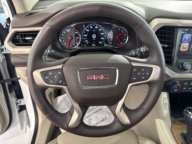 Used 2017 GMC Acadia Denali w/ Technology Package FWD image 28