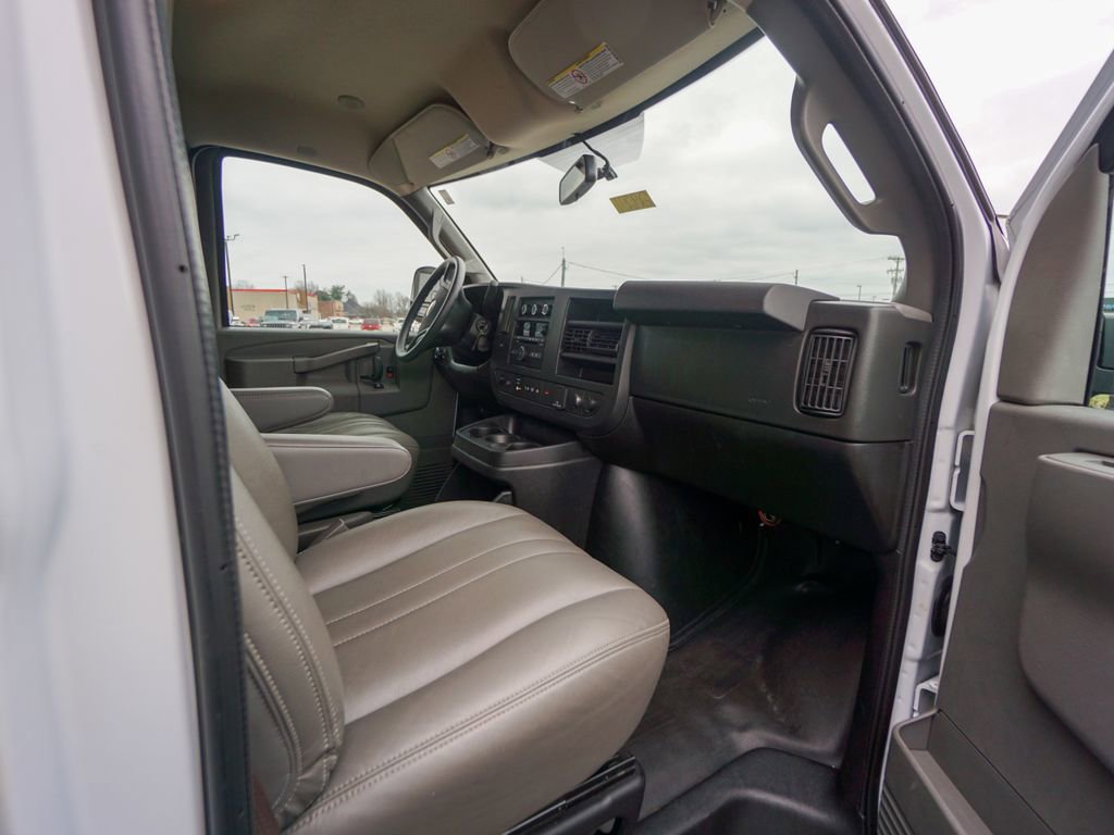 Used 2020 Chevrolet Express 2500 w/ Driver Convenience Package image 21
