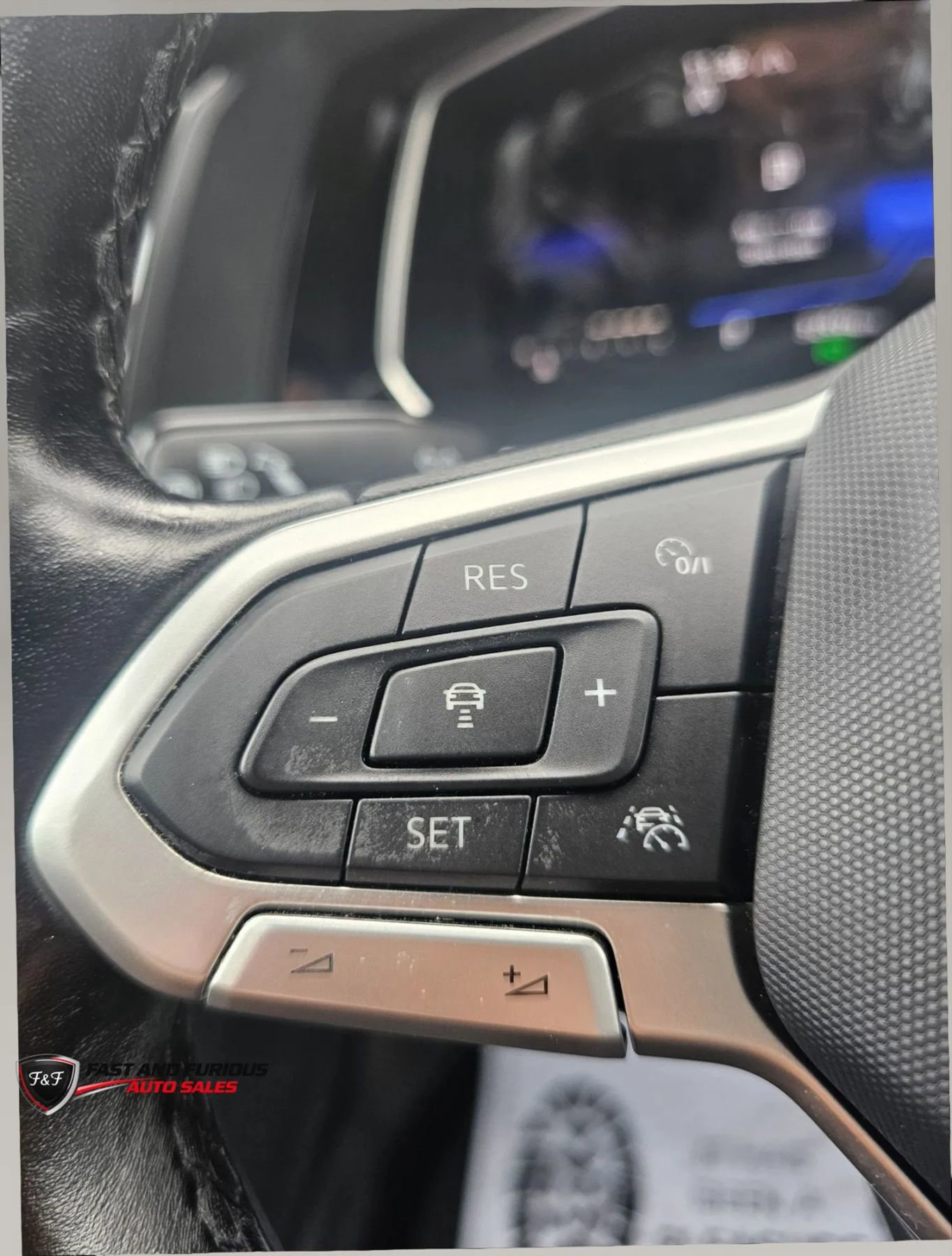 Used 2023 Volkswagen Jetta SE FWD image 15