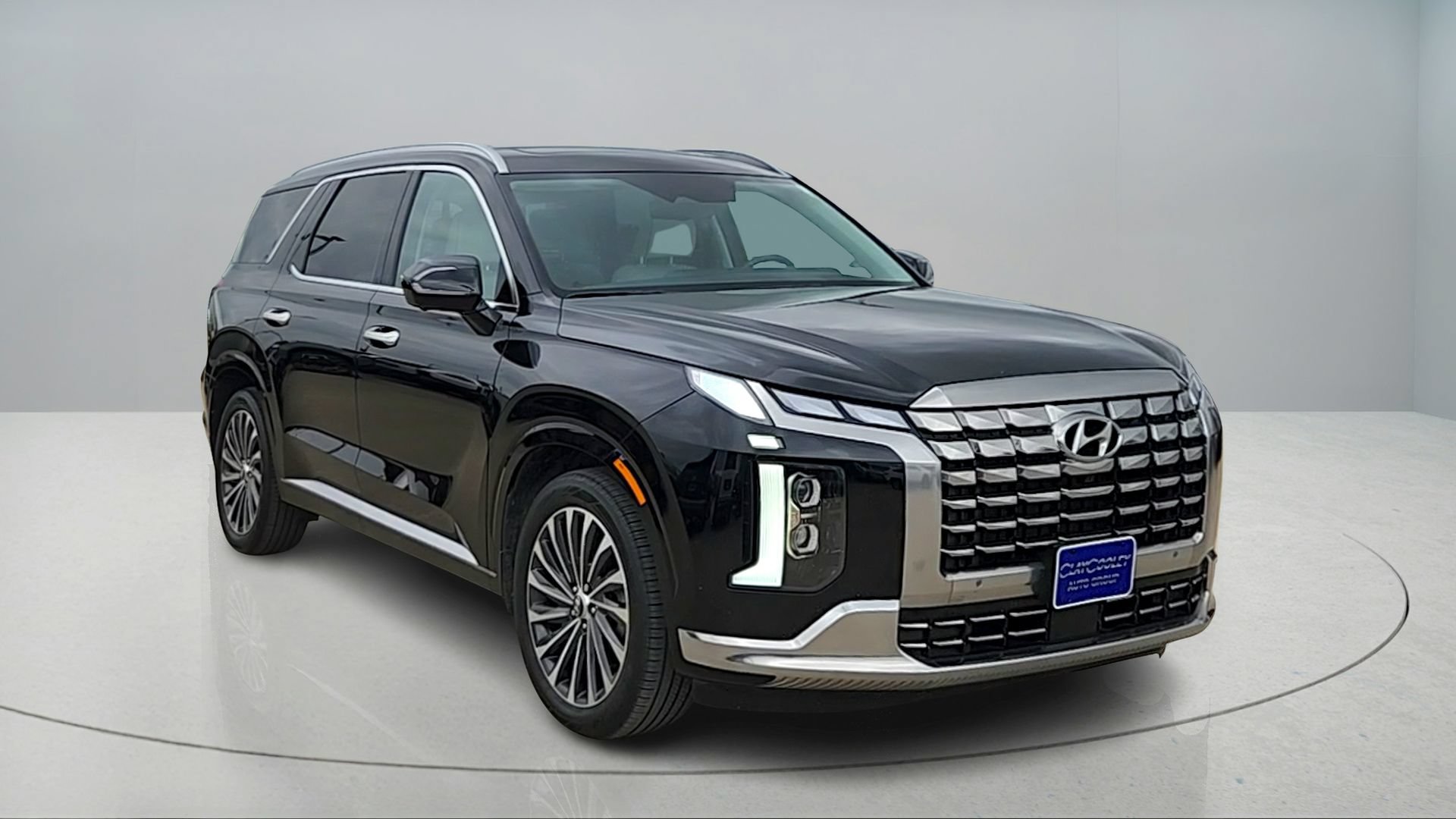 Certified 2025 Hyundai Palisade Calligraphy FWD image 1
