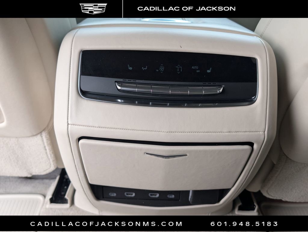 Used 2021 Cadillac Escalade Sport Platinum image 28