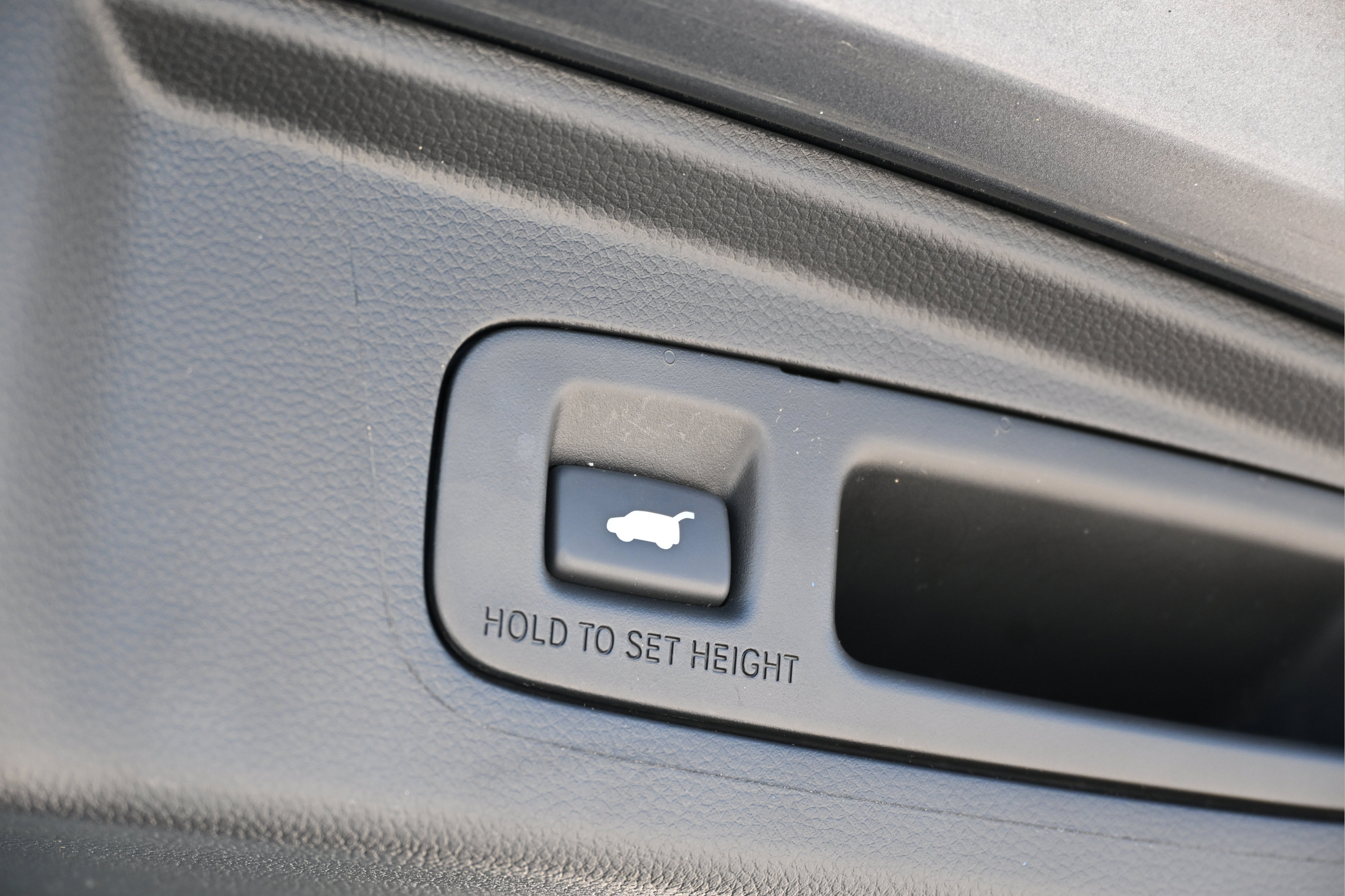 Used 2024 Honda CR-V EX-L image 11