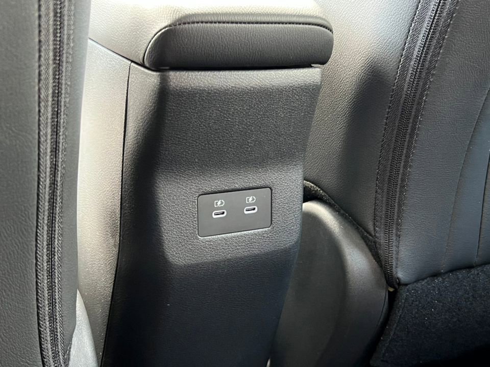 New 2025 Nissan Kicks SR w/ SR Premium Package image 30