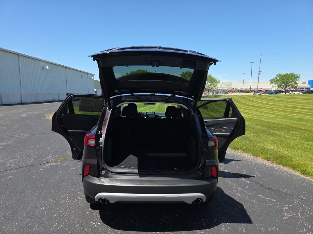 Used 2023 Ford Escape Active AWD/4WD image 23