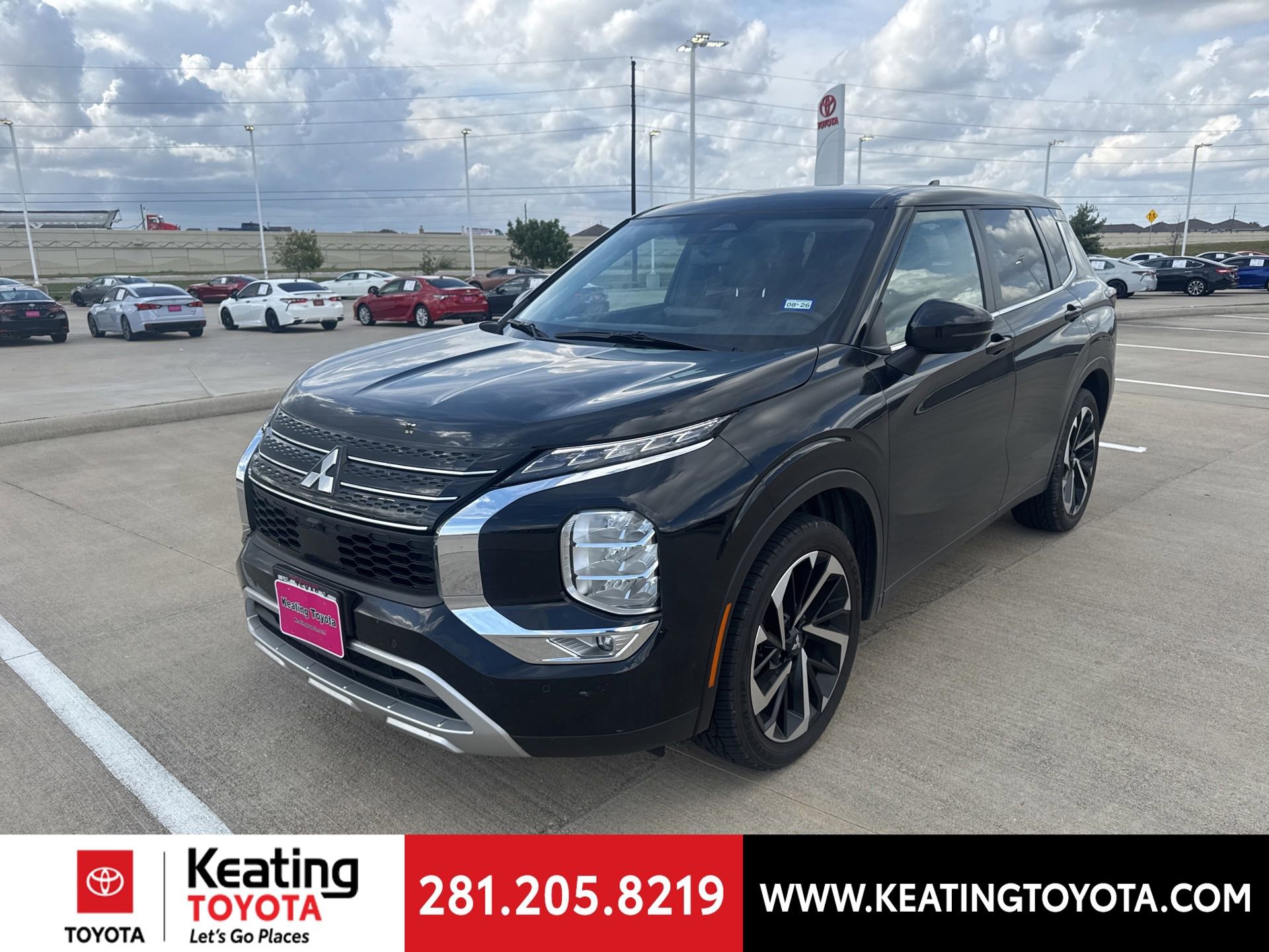 Used 2024 Mitsubishi Outlander SE Black Edition image 7