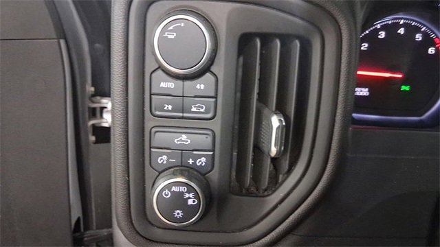Used 2020 Chevrolet Silverado 1500 Custom w/ Custom Value Package image 30