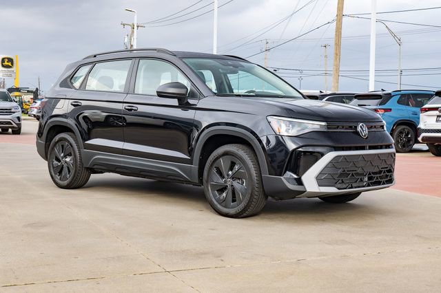 New 2026 Volkswagen Taos S image 8
