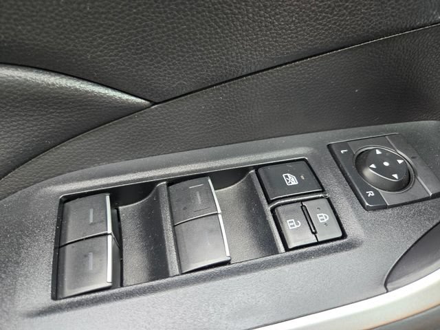 Used 2023 Toyota RAV4 XLE w/ XLE Grade Weather Package AWD/4WD image 40
