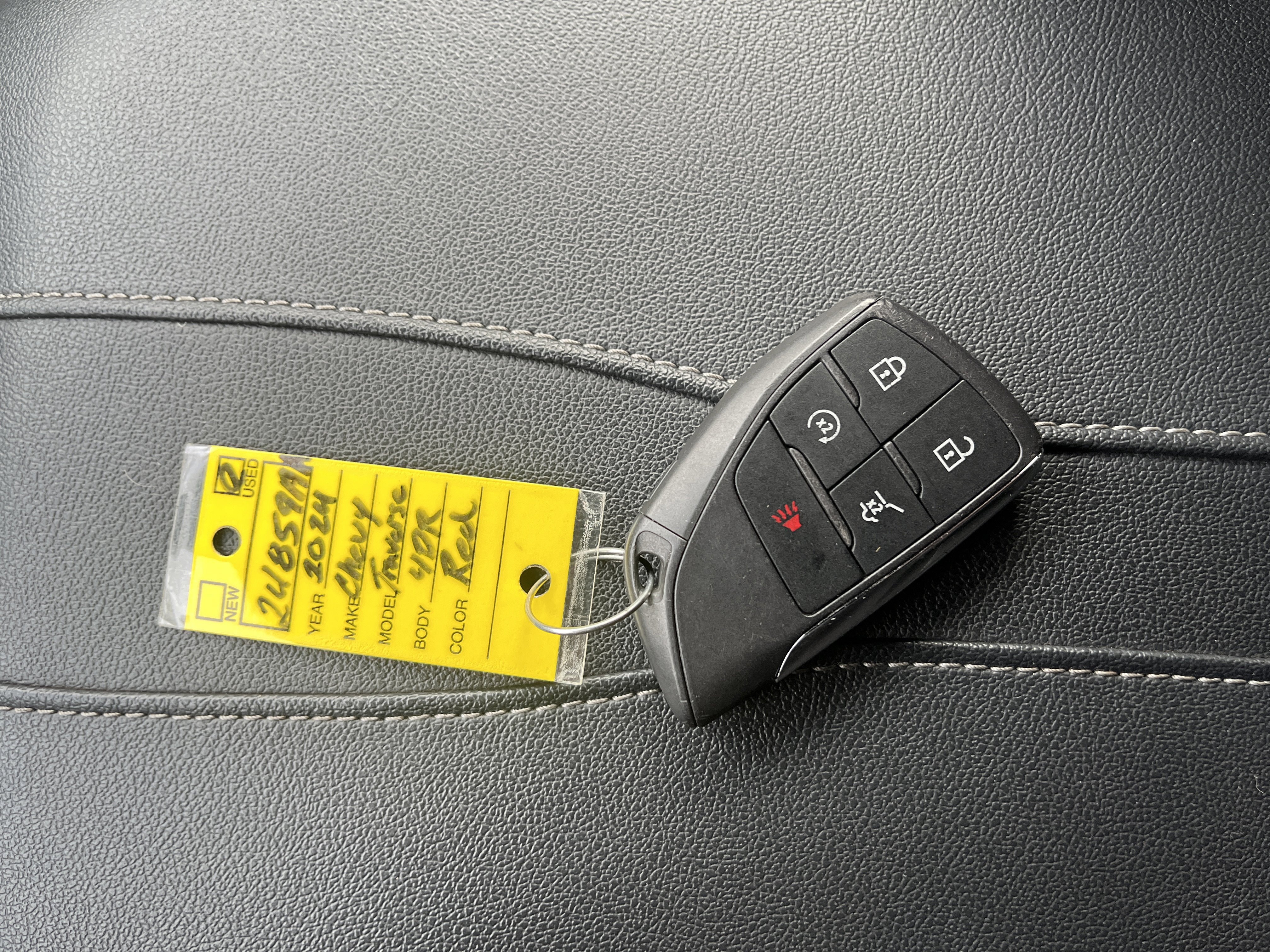 Used 2024 Chevrolet Traverse LT FWD image 33