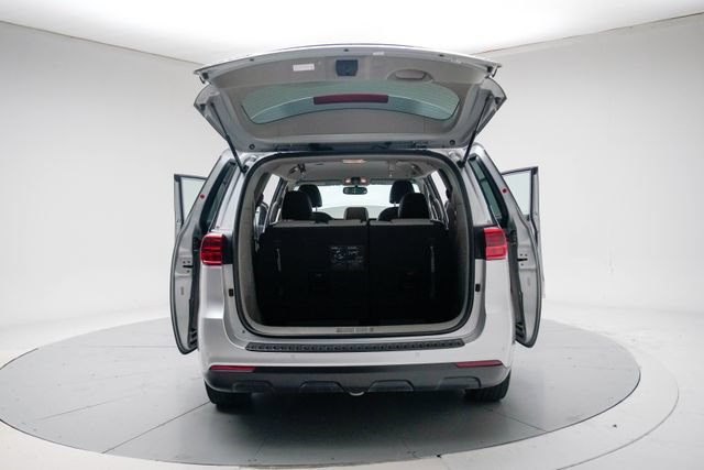 Used 2020 Kia Sedona EX FWD image 20
