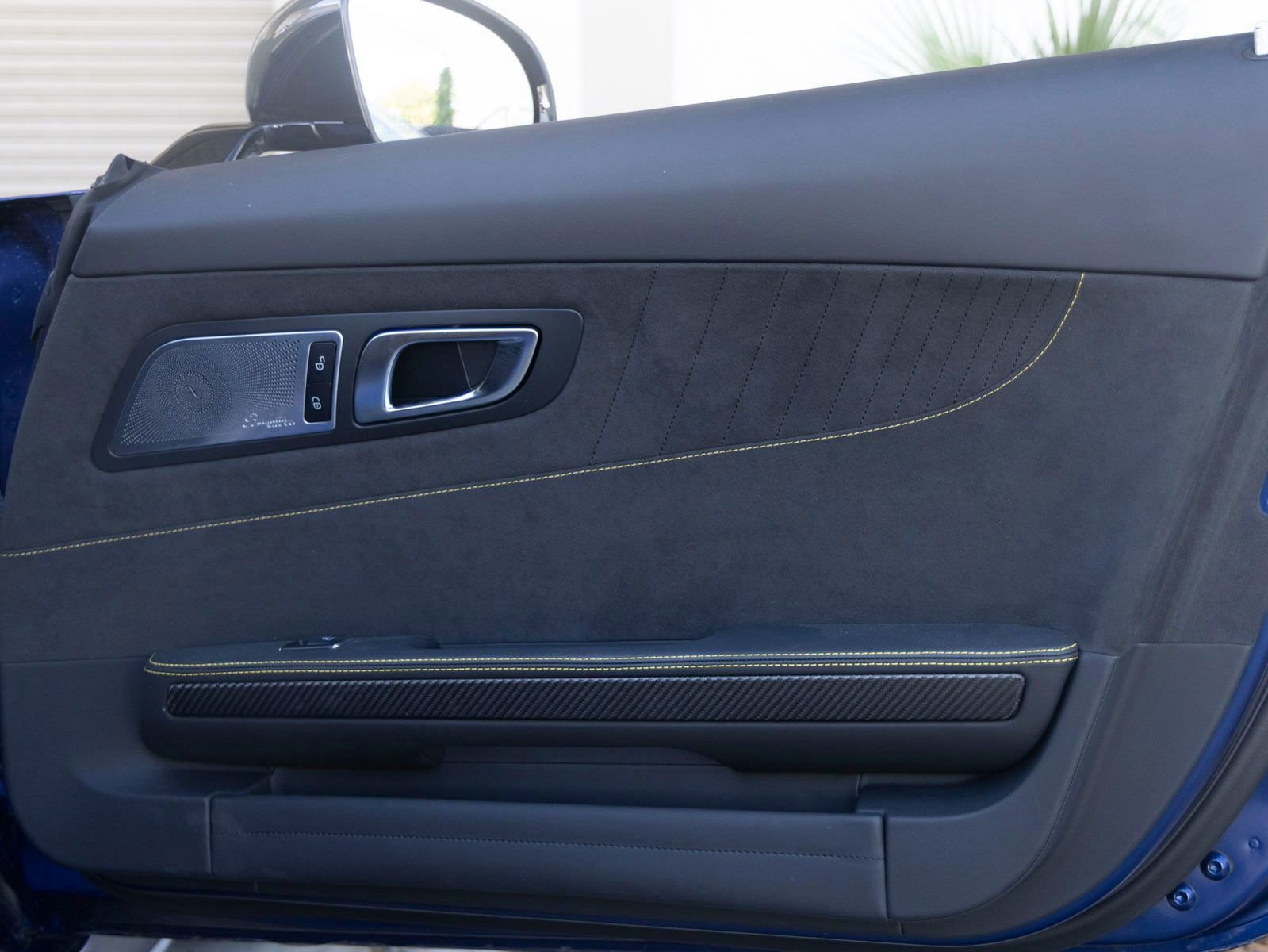 Used 2020 Mercedes-Benz AMG GT R image 18