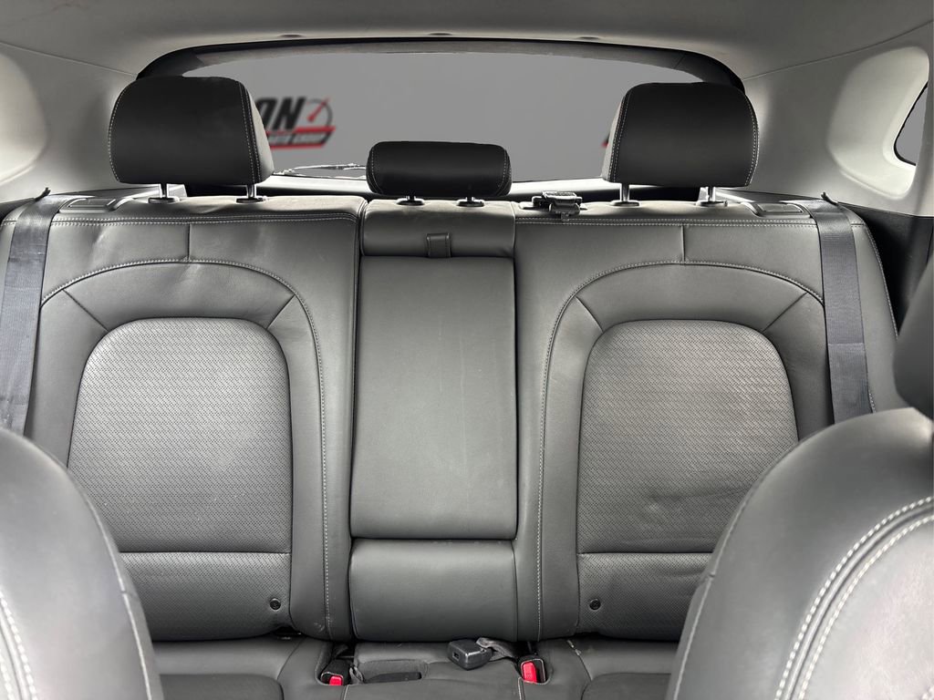 Used 2018 Hyundai Kona Limited image 18