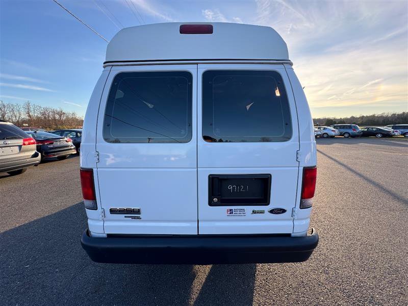 Used 2014 Ford E-250 and Econoline 250 Extended w/ Power Group image 21