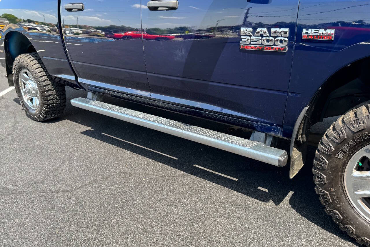 Used 2017 RAM 3500 Tradesman w/ Chrome Appearance Group AWD/4WD image 15