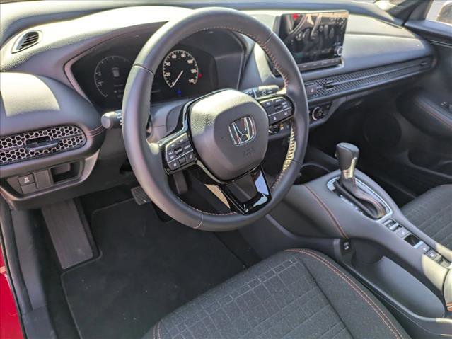 Certified 2025 Honda HR-V Sport image 3
