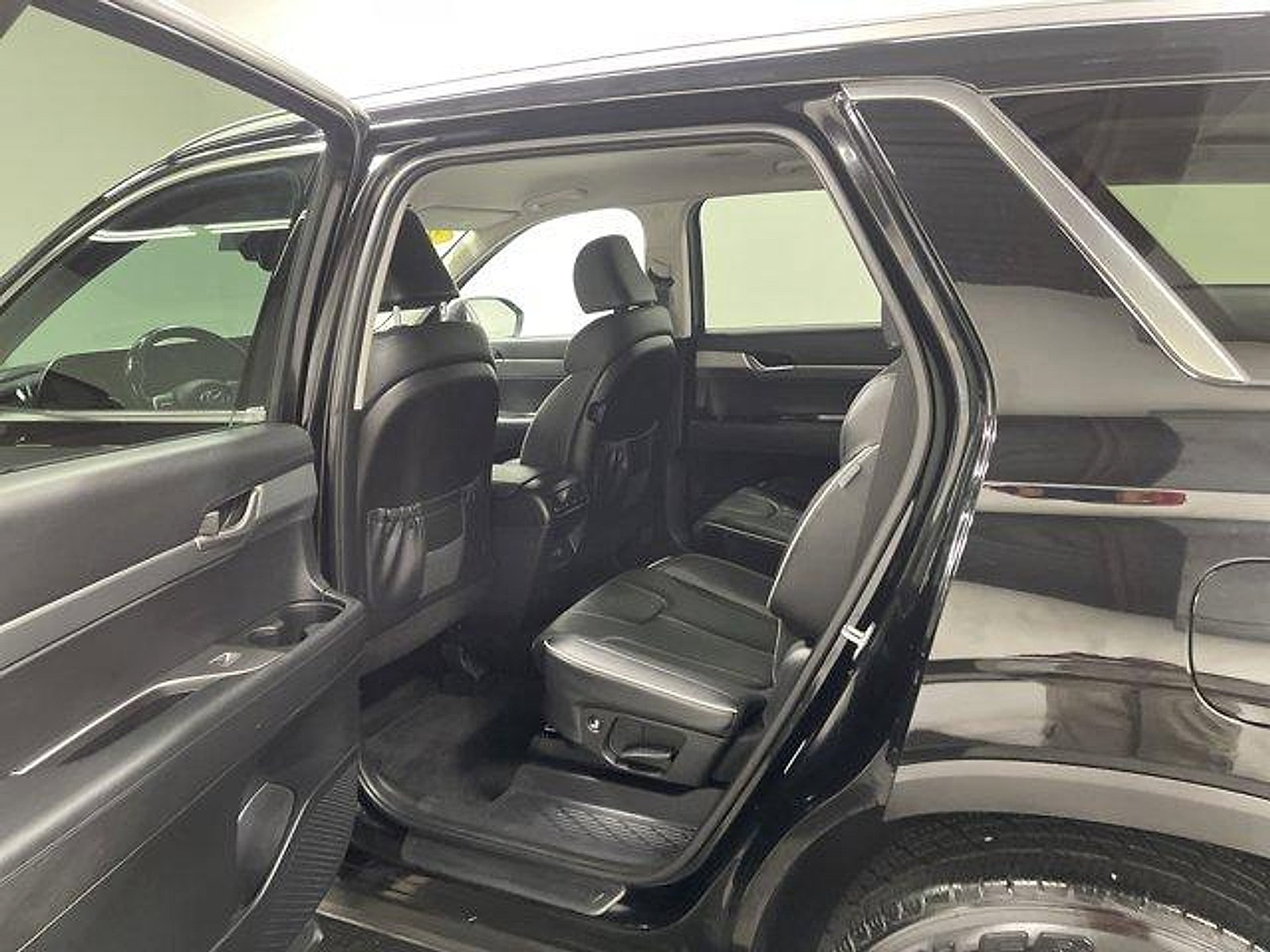 Used 2023 Hyundai Palisade SEL w/ Cargo Package AWD/4WD image 10