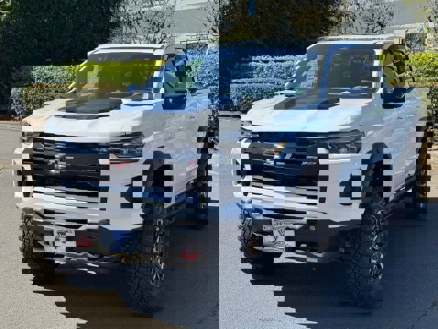 New 2026 Chevrolet Colorado ZR2 w/ Technology Package image 3