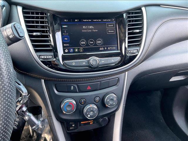 Used 2021 Chevrolet Trax LT FWD image 24