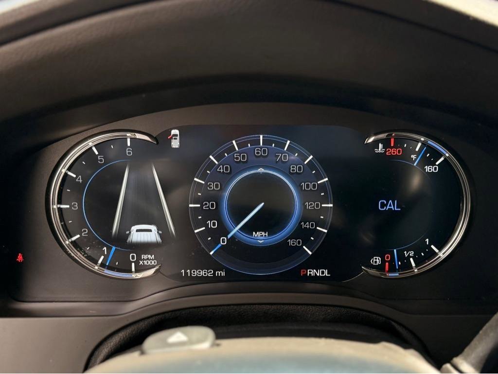 Used 2018 Cadillac Escalade ESV Luxury RWD image 14