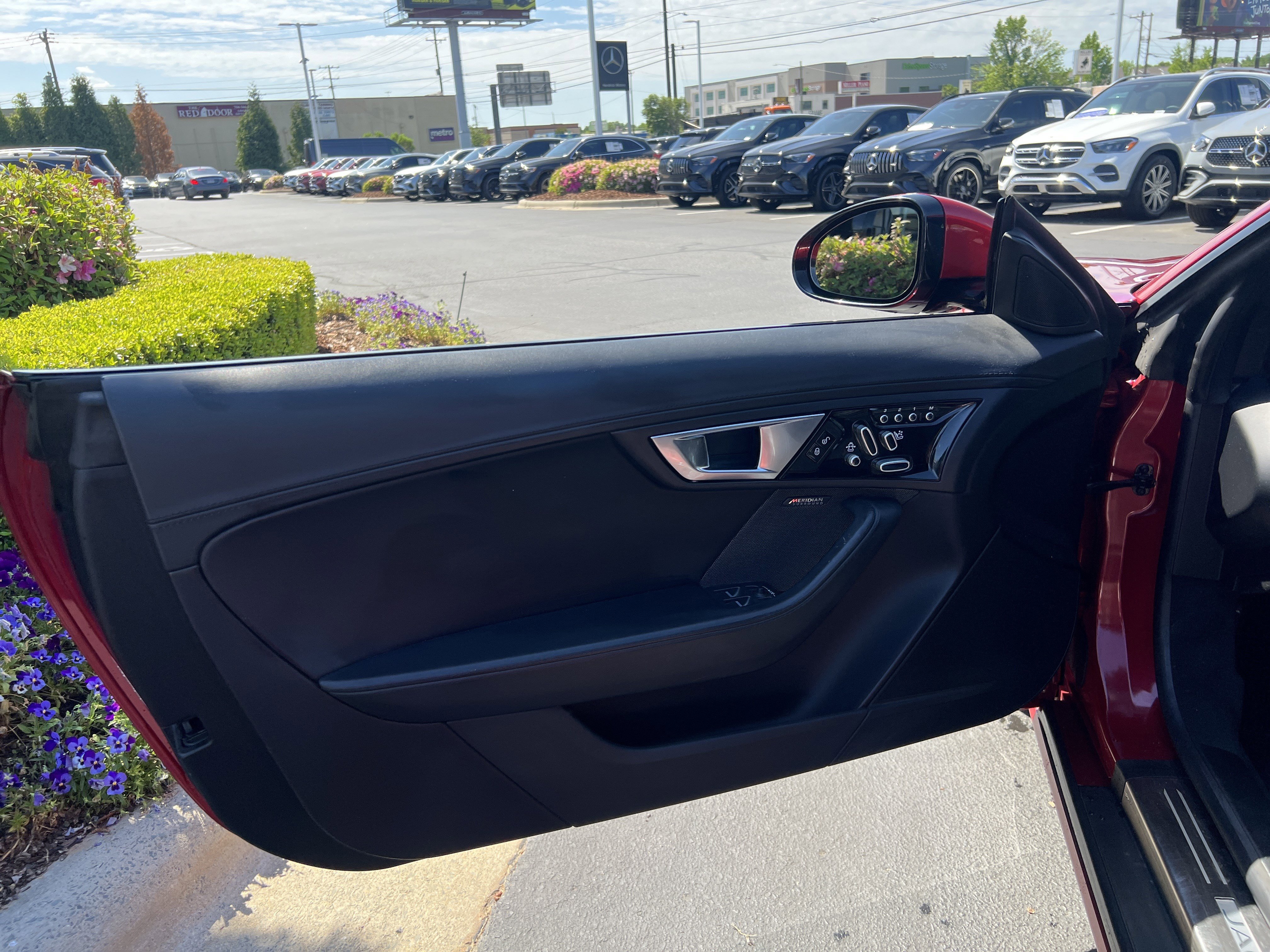 Used 2014 Jaguar F-TYPE S image 14