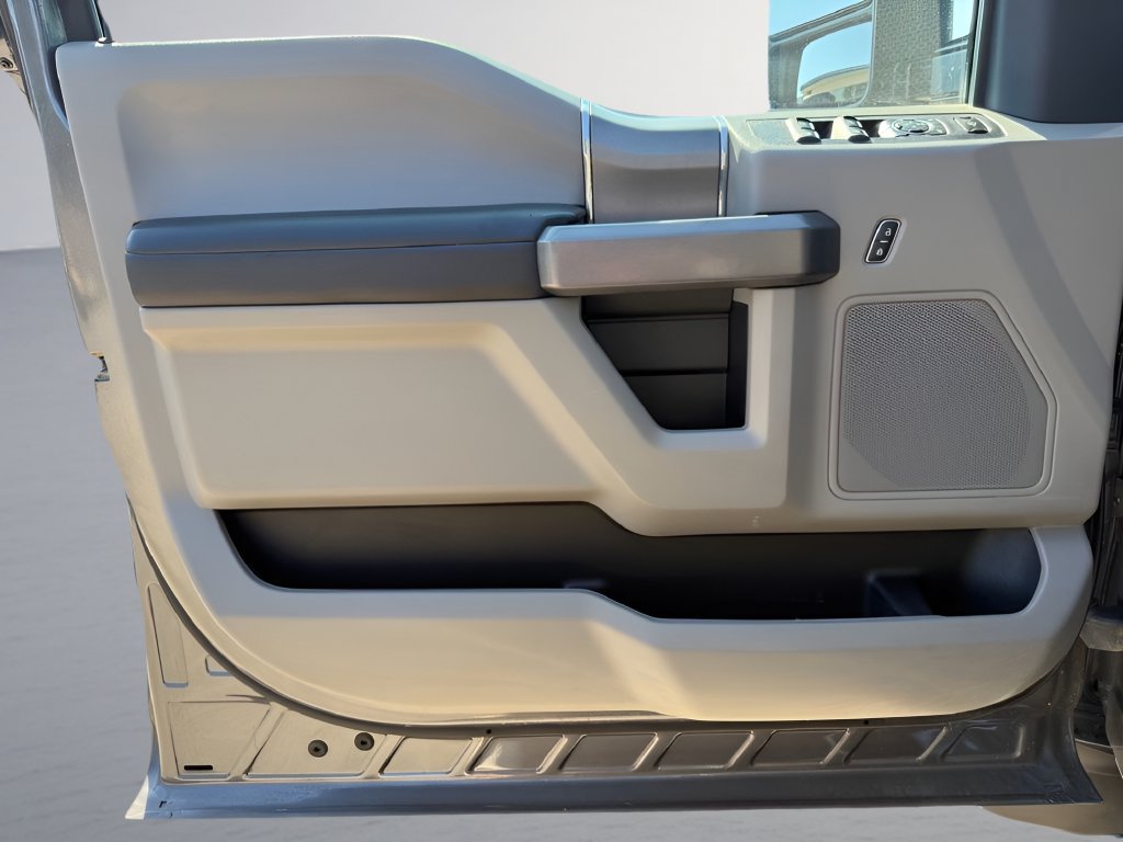 Used 2021 Ford F250 XLT w/ XLT Premium Package AWD/4WD image 10
