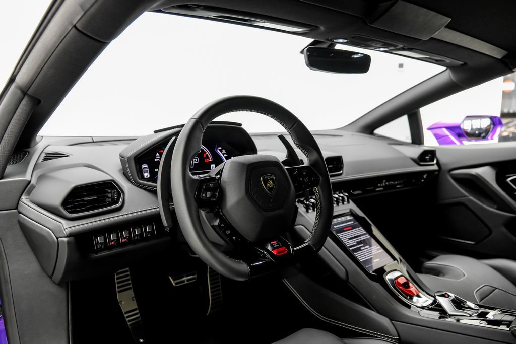 Used 2024 Lamborghini Huracan EVO AWD/4WD image 5