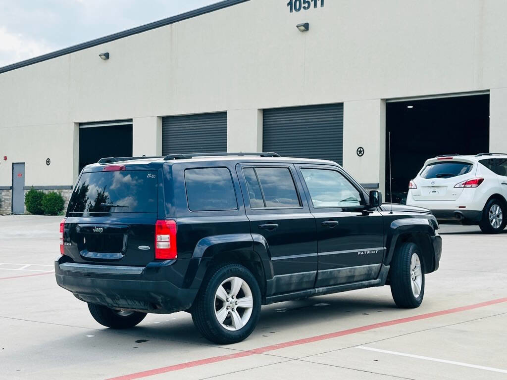 Used 2011 Jeep Patriot Latitude AWD/4WD image 10