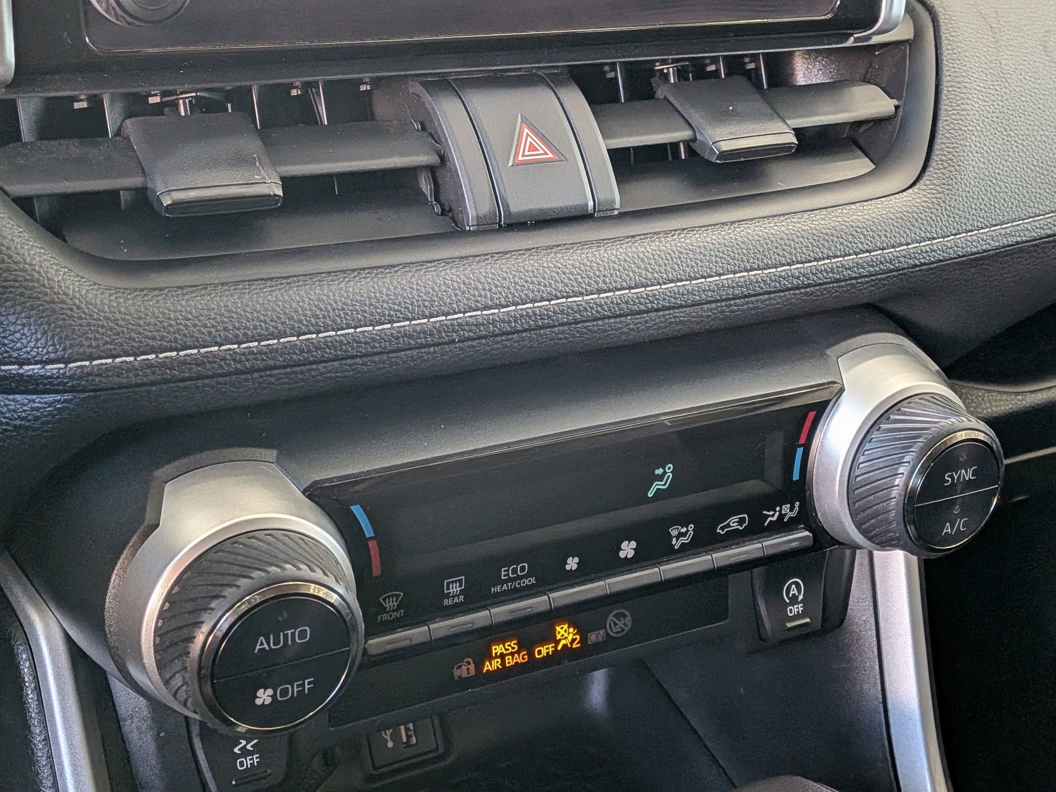 Certified 2024 Toyota RAV4 XLE AWD/4WD image 21