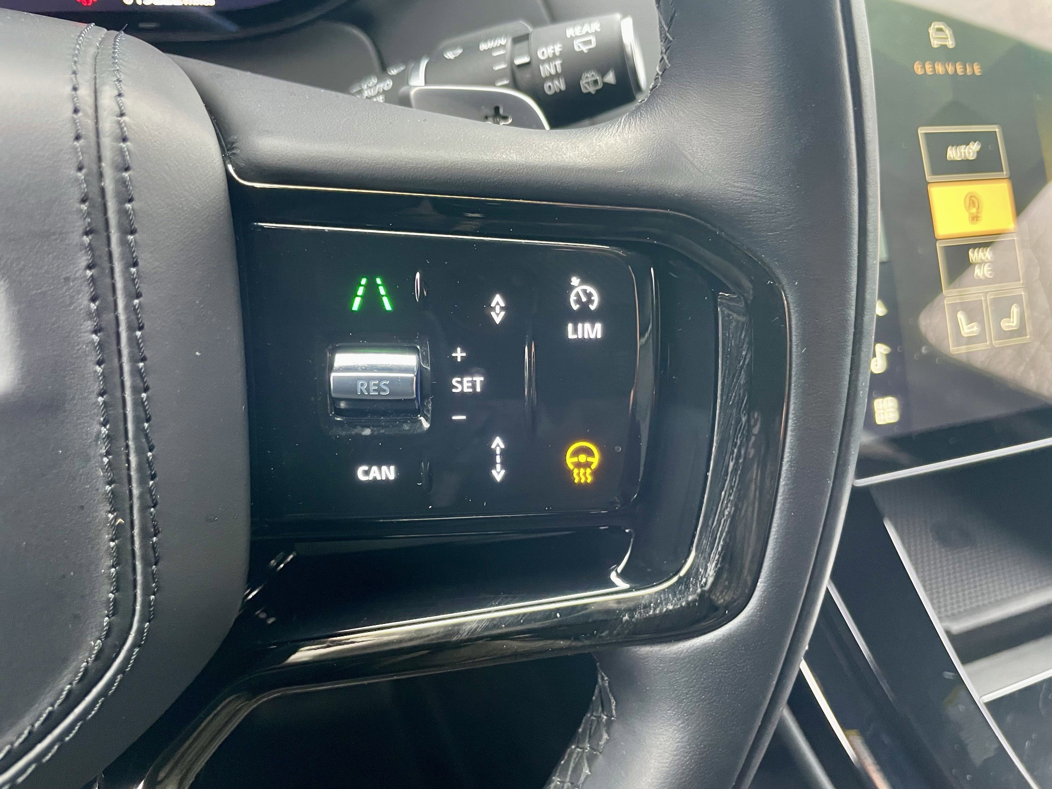 Used 2024 Land Rover Range Rover Sport Dynamic SE image 22