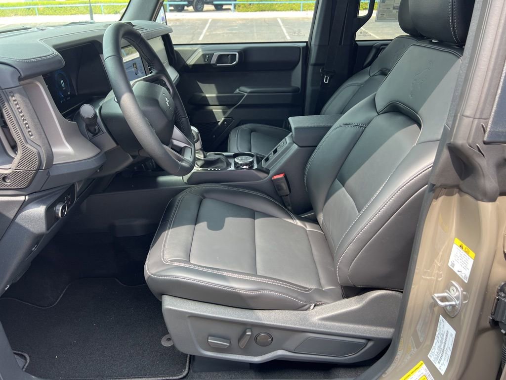 New 2026 Ford Bronco Outer Banks AWD/4WD image 13