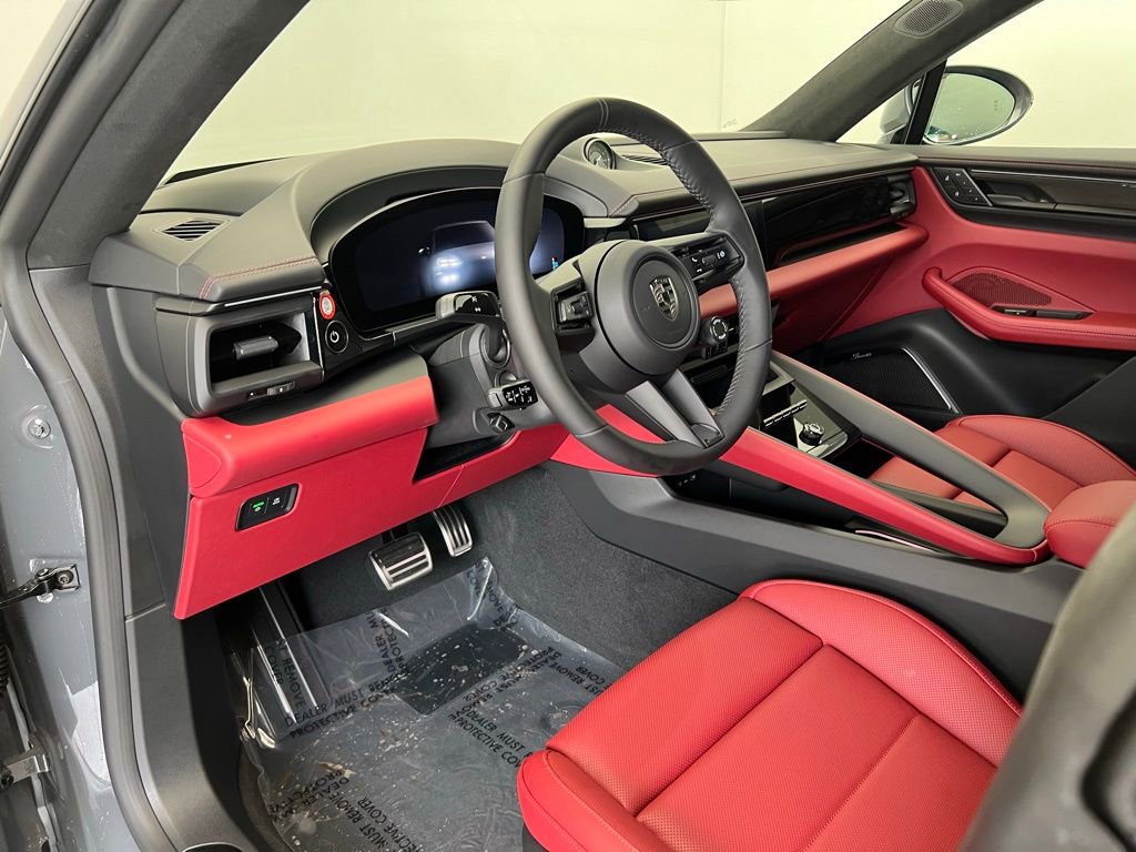 New 2025 Porsche Macan Turbo Electric image 4