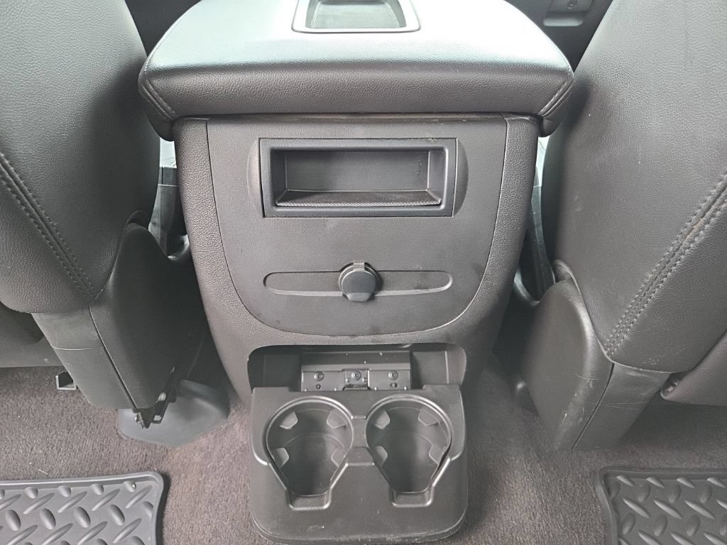 Used 2010 Chevrolet Silverado 2500 LTZ w/ Convenience Package AWD/4WD image 13