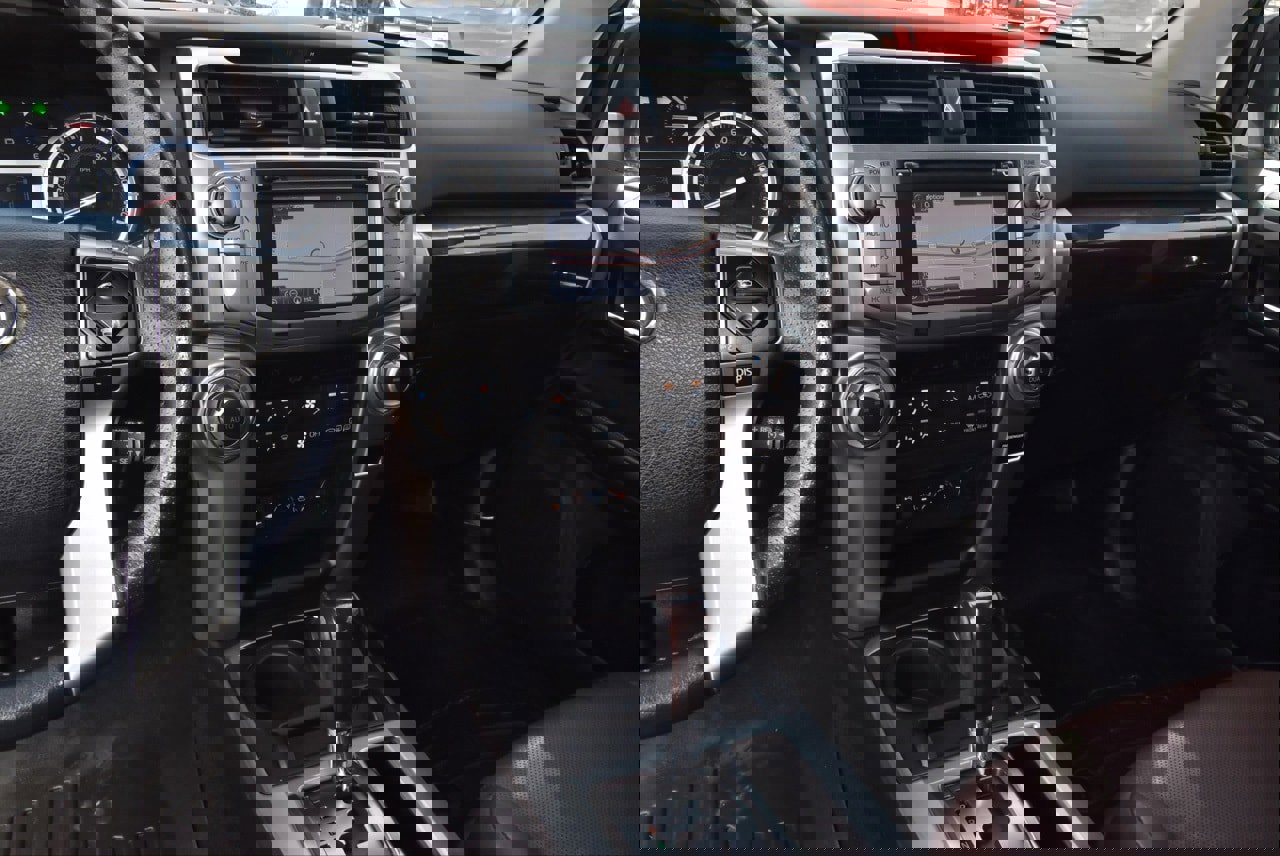 Used 2015 Toyota 4Runner Limited image 25