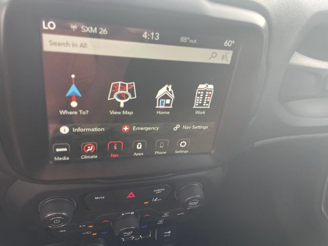 Used 2021 Jeep Renegade Latitude AWD/4WD image 35
