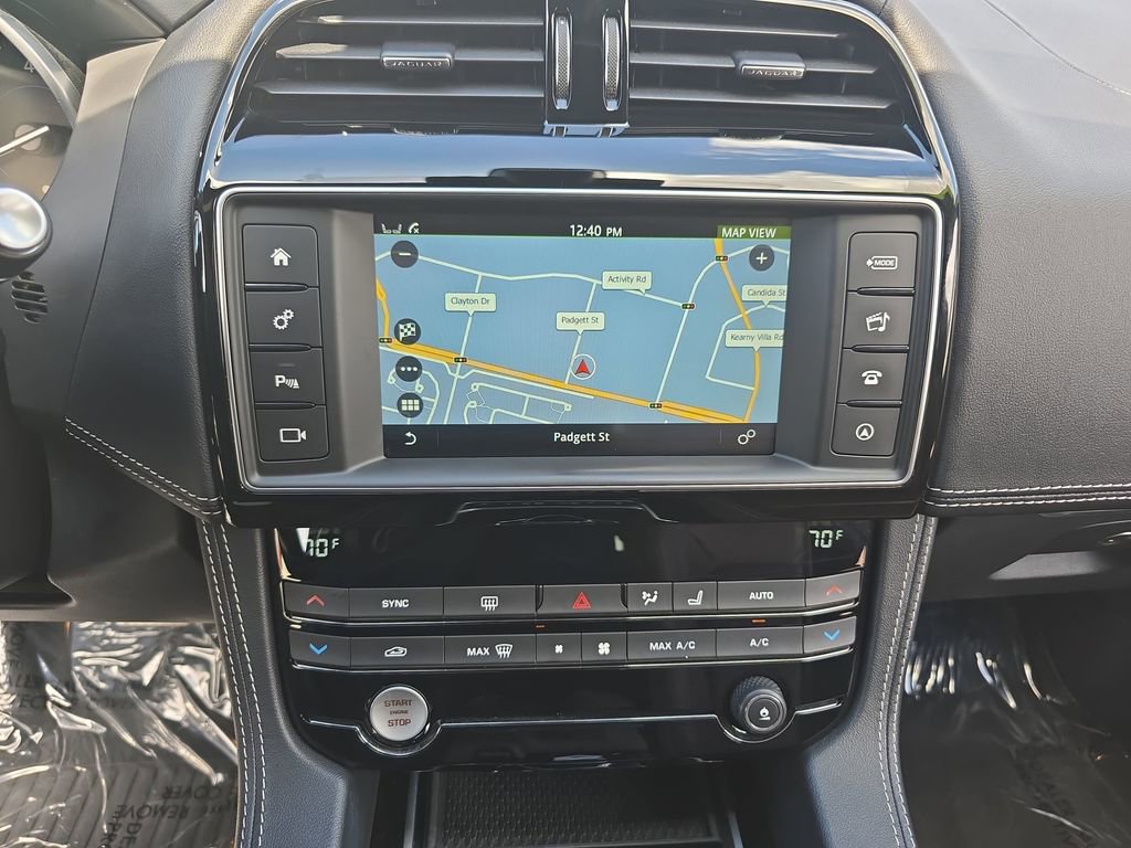 Used 2018 Jaguar F-PACE S image 23