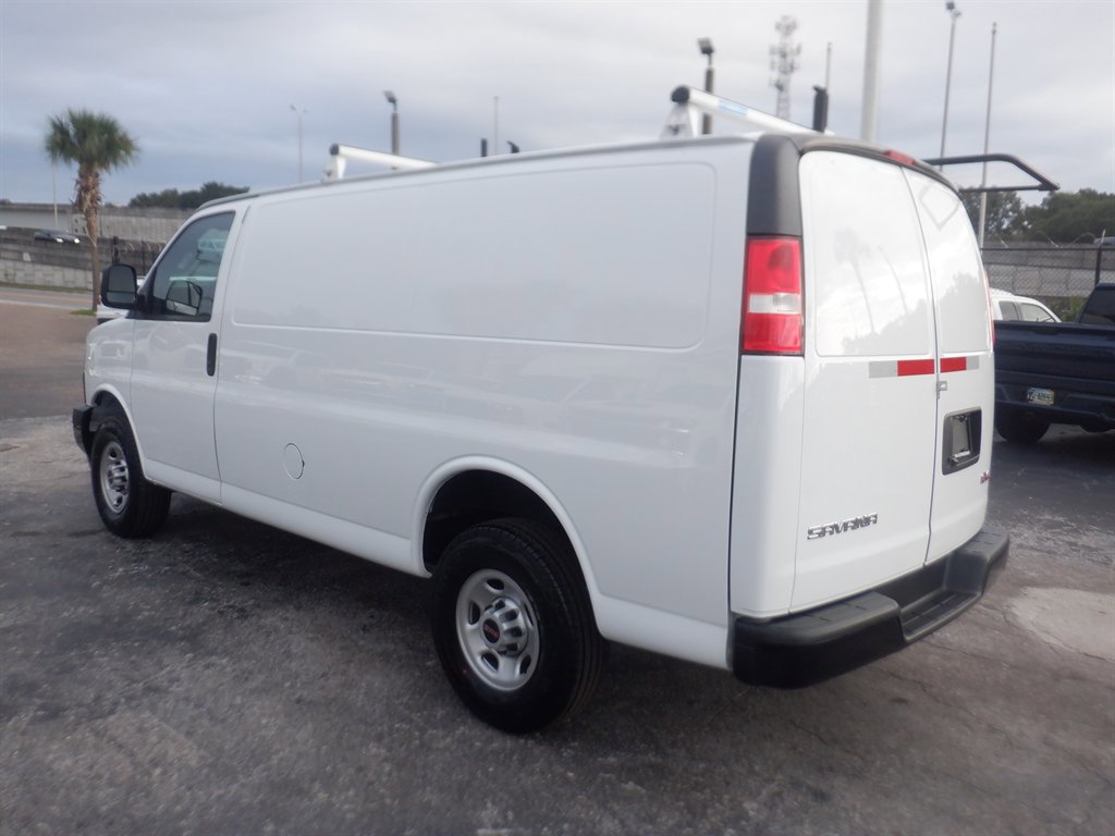 Used 2023 GMC Savana 2500 w/ Driver Convenience Package image 3