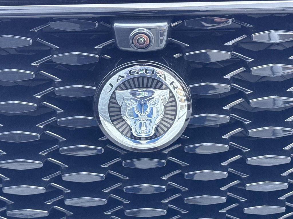 New 2026 Jaguar F-PACE R-Dynamic S AWD/4WD image 9