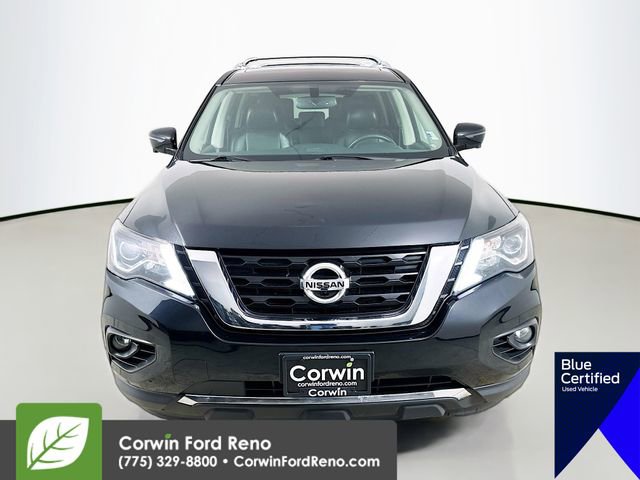 Used 2020 Nissan Pathfinder Platinum image 2