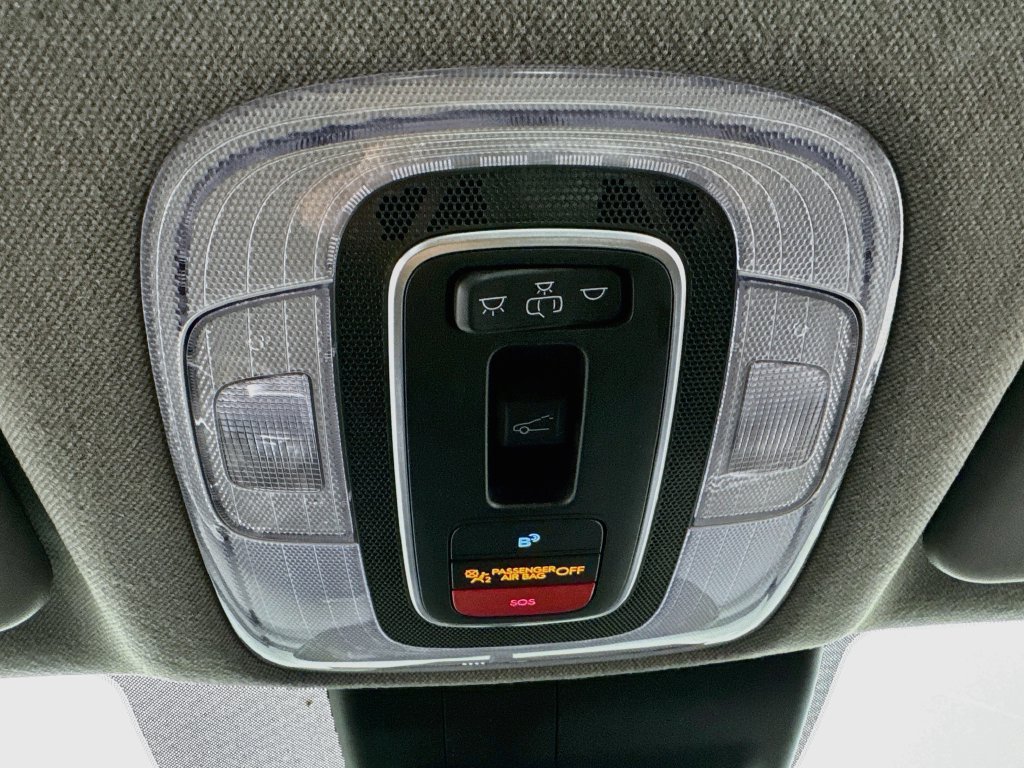 Used 2025 Hyundai Elantra SEL FWD image 15