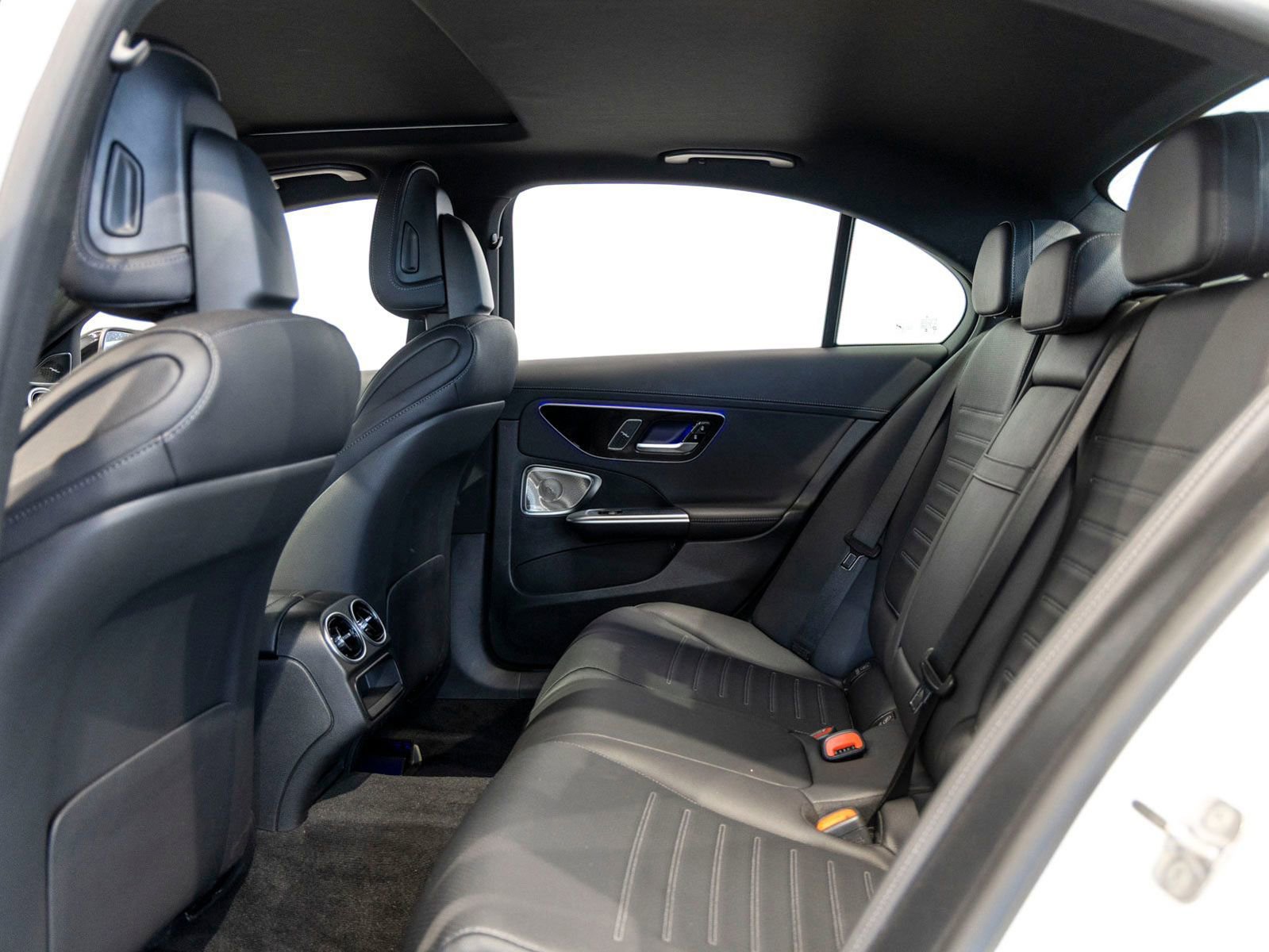Used 2024 Mercedes-Benz C 300 Sedan image 21