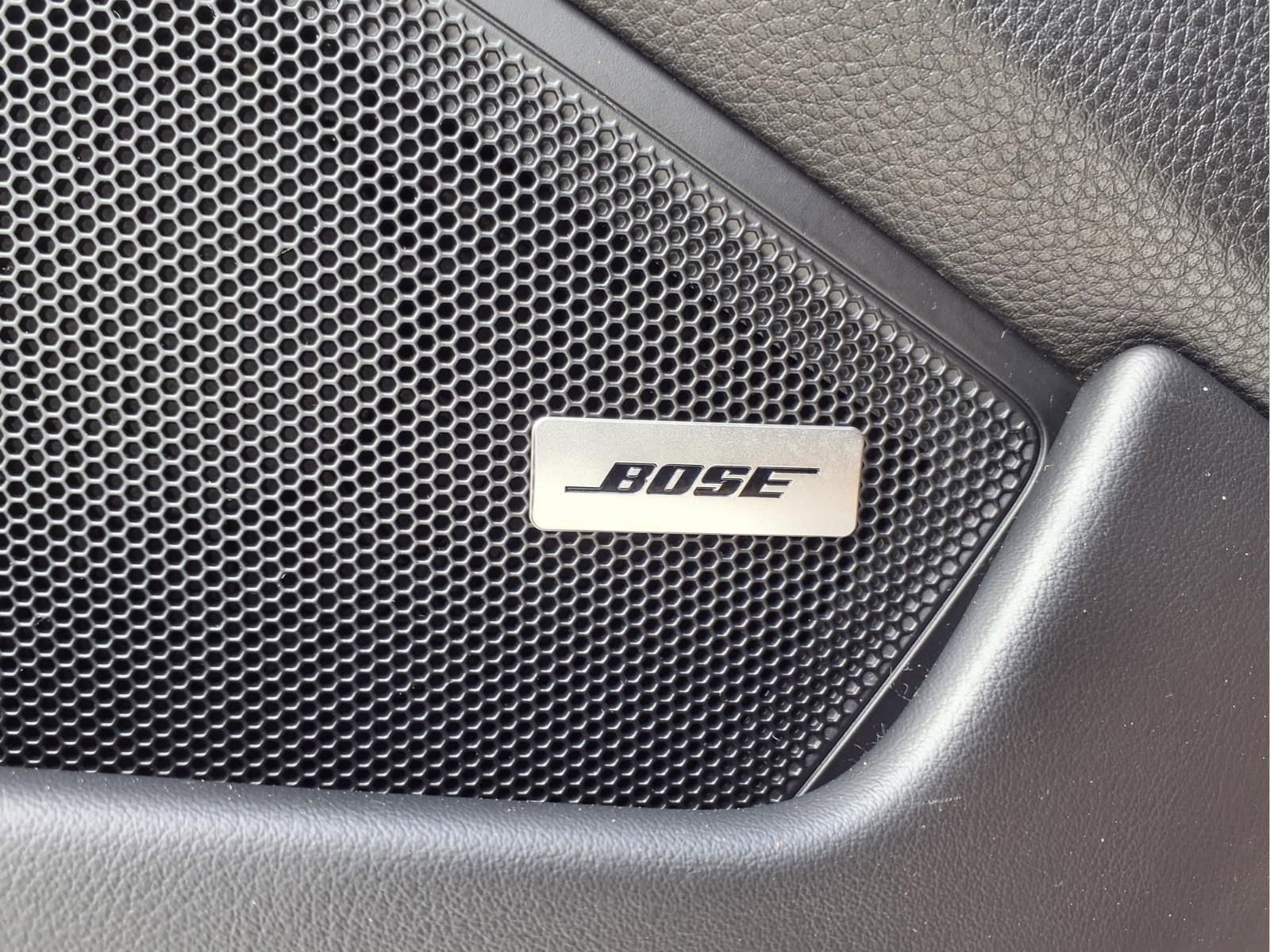 Used 2025 Porsche 911 Carrera RWD image 19