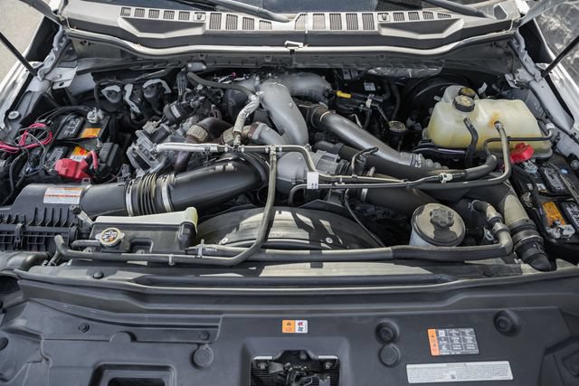 Used 2022 Ford F250 Lariat w/ Tremor Off-Road Package AWD/4WD image 27