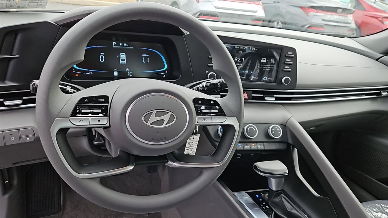 New 2025 Hyundai Elantra SE image 10