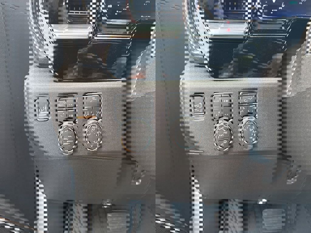 New 2025 Chevrolet Silverado 1500 LT image 21